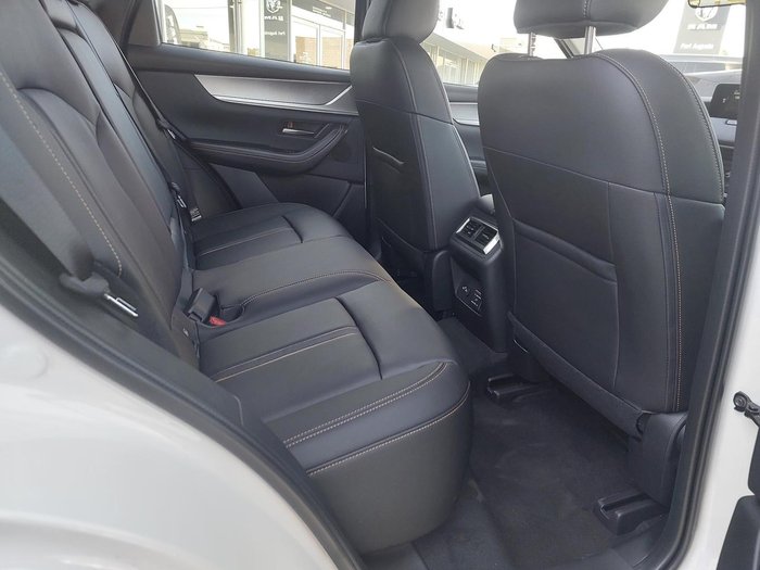 2025 Mazda CX-60 G40e Evolve