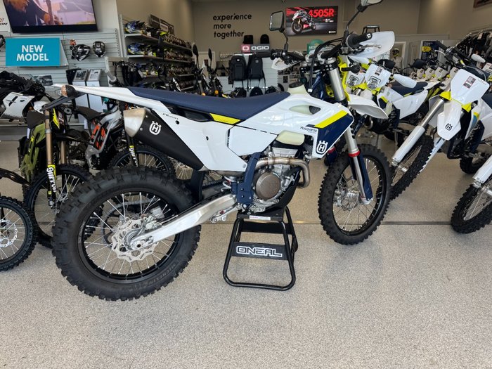 2025 HUSQVARNA FE250 WHITE
