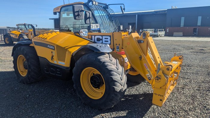2020 JCB 532-70 Farm Special Telehandler