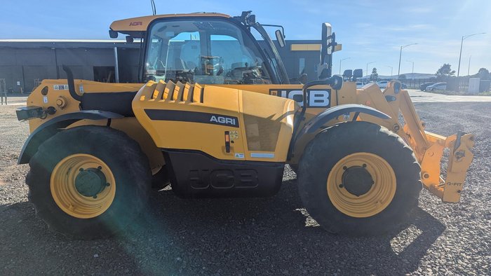 2020 JCB 532-70 Farm Special Telehandler