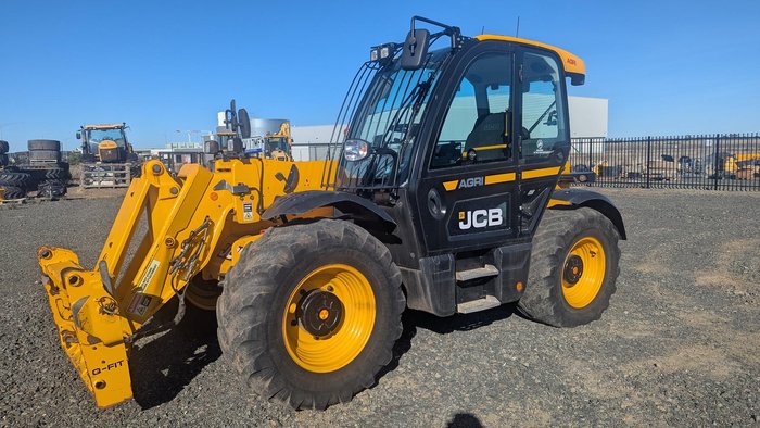 2020 JCB 532-70 Farm Special Telehandler