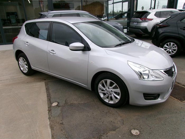 2014 Nissan Pulsar ST