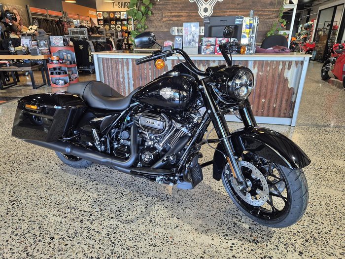 2025 Harley-Davidson Road King Special 114 (FLHRXS) 