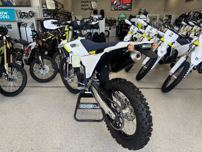 2025 HUSQVARNA FE450 WHITE