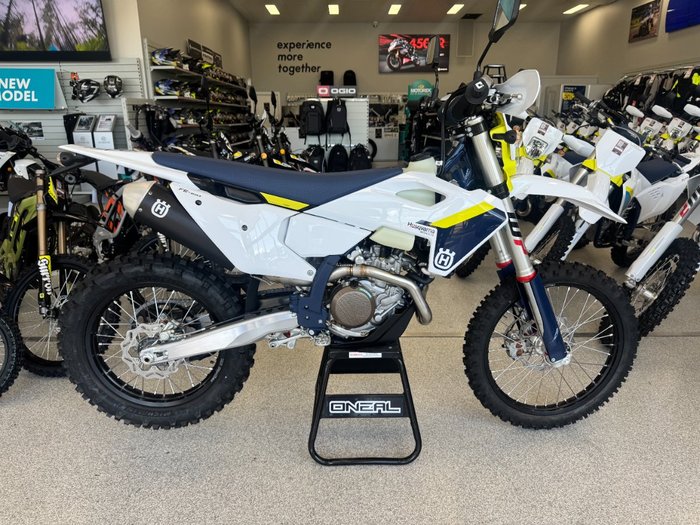 2025 HUSQVARNA FE450 WHITE