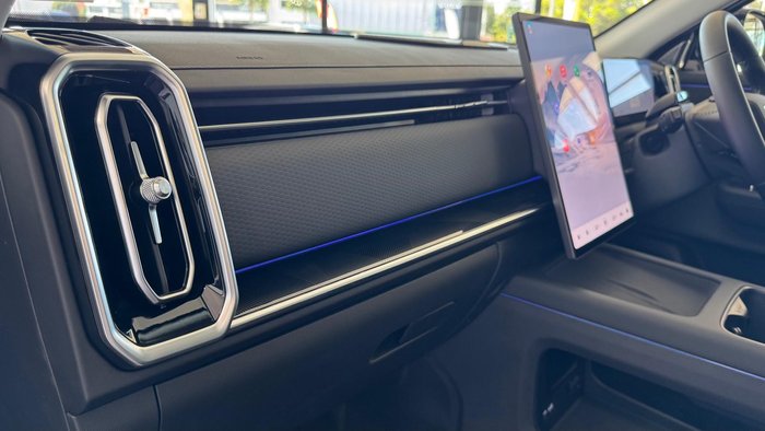 2025 Jaecoo J7 SHS Summit