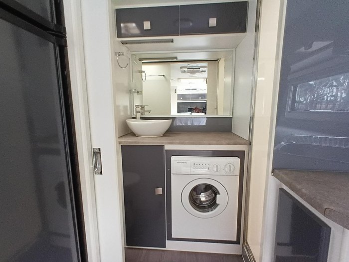 2016 Retreat Daydream 226C Slide Out