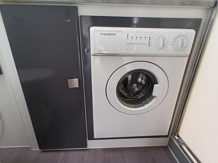 2016 Retreat Daydream 226C Slide Out