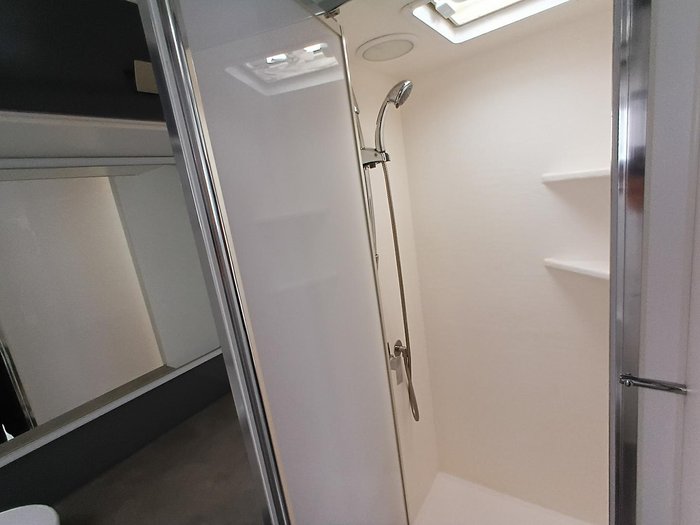 2016 Retreat Daydream 226C Slide Out