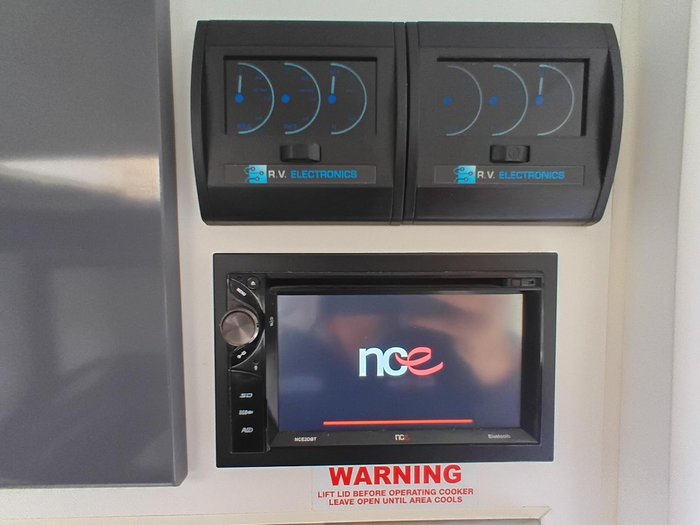 2016 Retreat Daydream 226C Slide Out