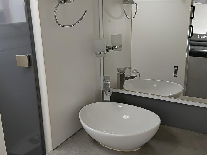 2016 Retreat Daydream 226C Slide Out