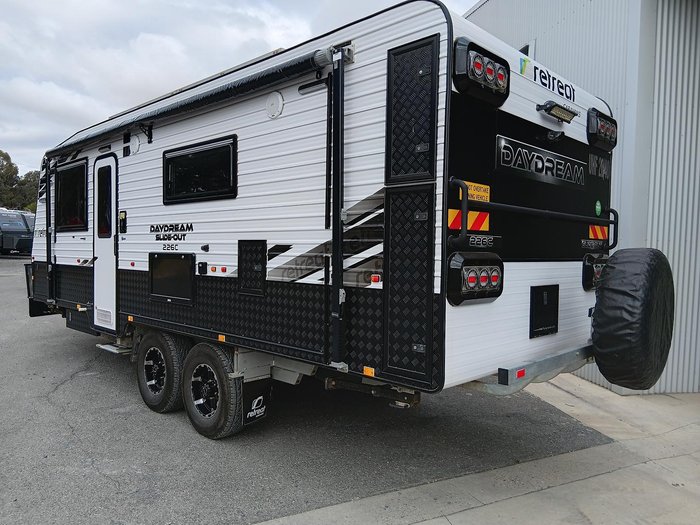 2016 Retreat Daydream 226C Slide Out