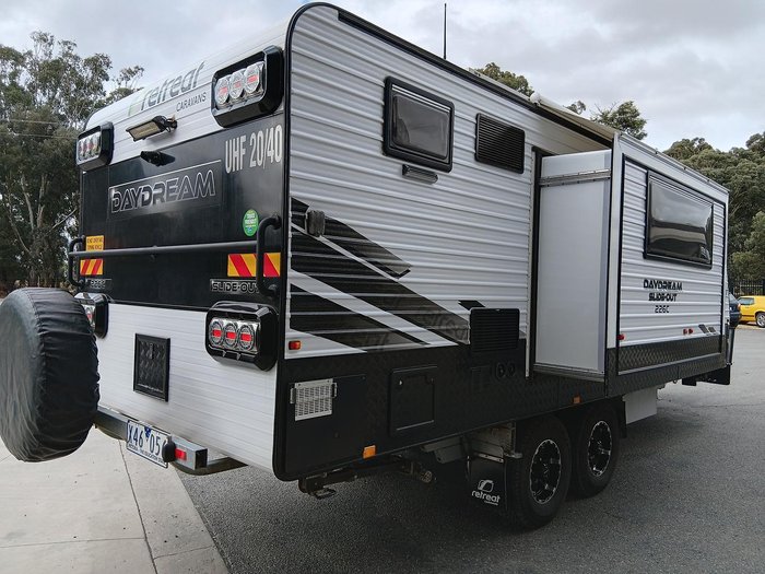 2016 Retreat Daydream 226C Slide Out