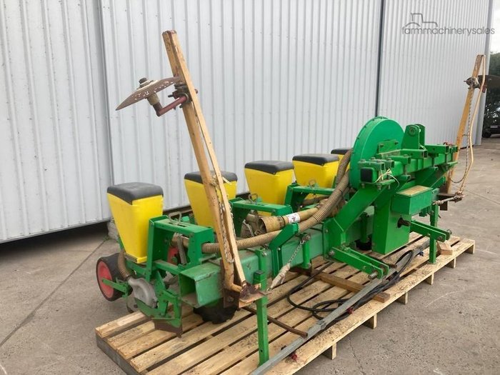 2016 Sfoggia Gamma Plus Precision Planter