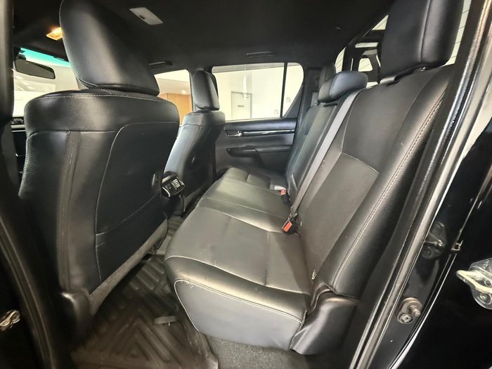 2020 Toyota Hilux Rugged X