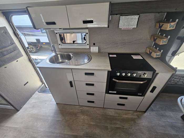 2022 Jayco Journey Ob Pop Top
