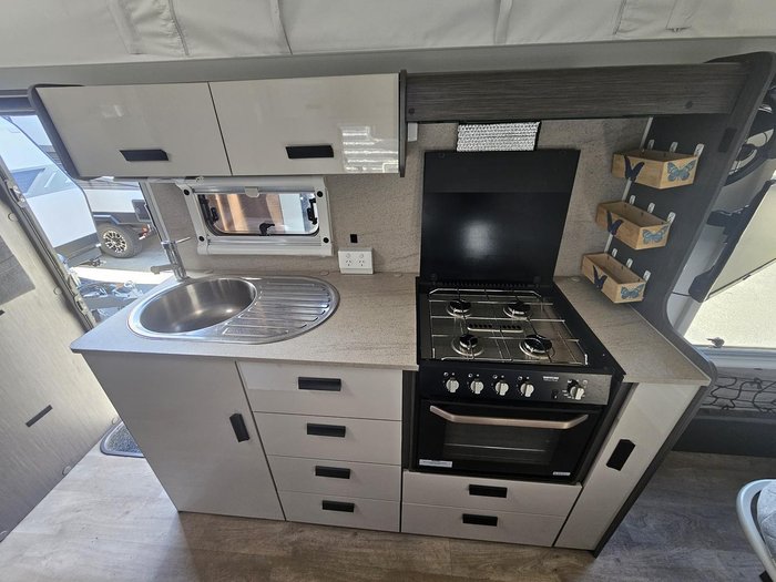 2022 Jayco Journey Ob Pop Top