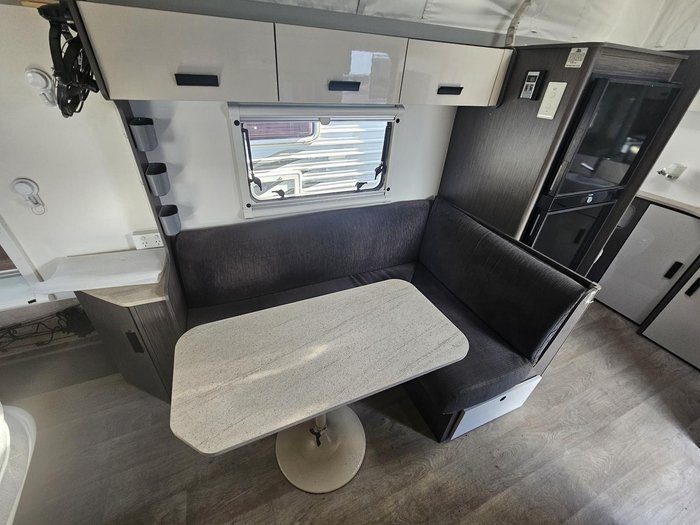 2022 Jayco Journey Ob Pop Top