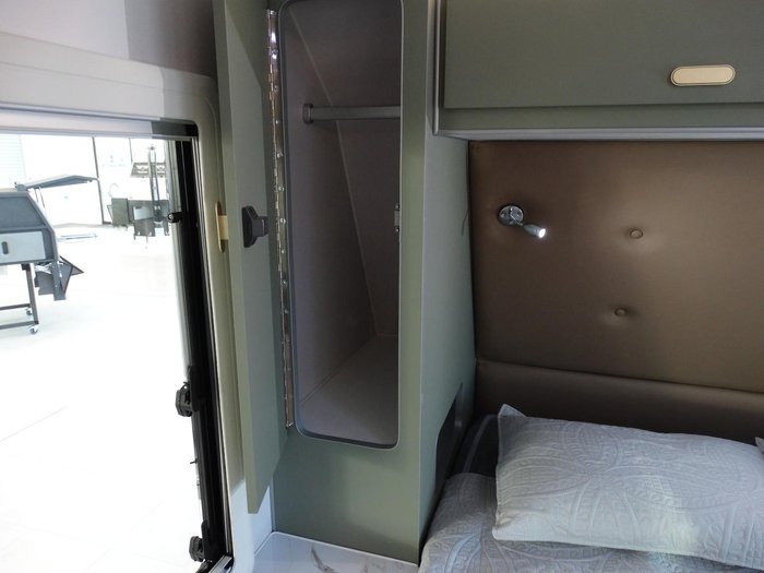 2025 JB Caravans Gator 17.10 Rd