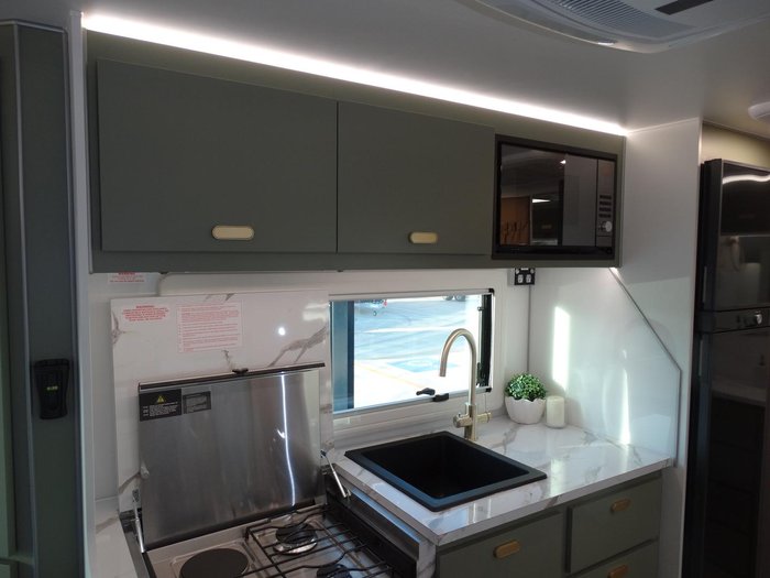 2025 JB Caravans Gator 17.10 Rd