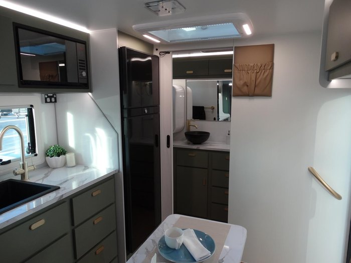 2025 JB Caravans Gator 17.10 Rd