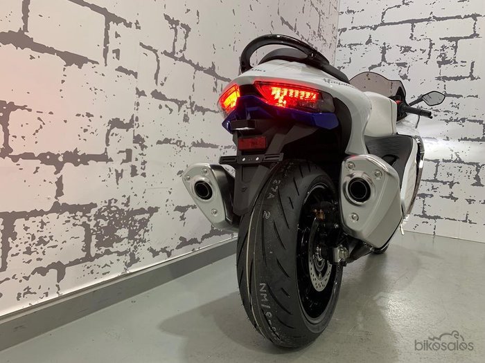 2025 Suzuki Hayabusa (GSX1300R) Hayabusa White