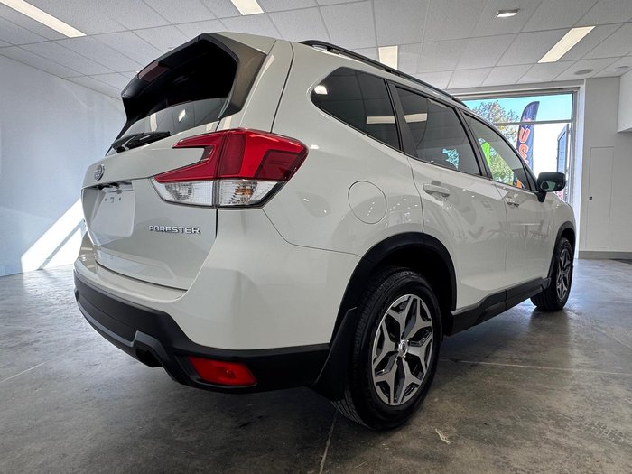 2023 Subaru Forester 2.5i