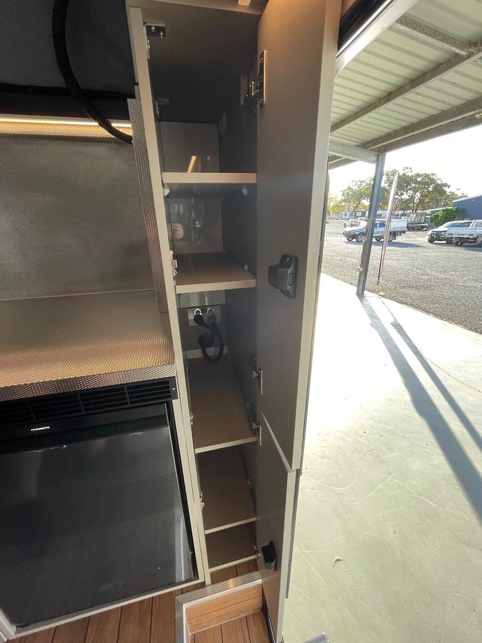 2025 Cub H14 Single Beds (Available For Immediate Delivery)