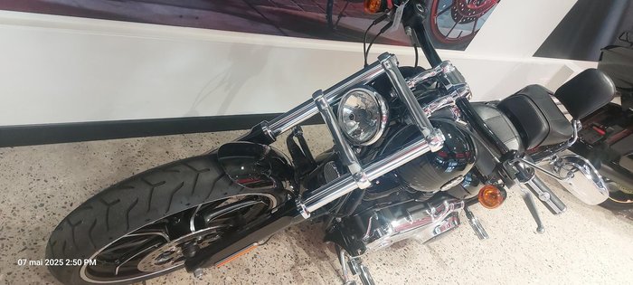 2014 Harley-Davidson Breakout 103 (FXSB) Softail Black