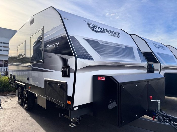 2025 Crusader My25 Musketeer Treville Club Lounge Ensuite Couples Van