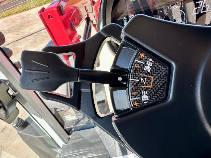 2025 Massey Ferguson 7S.155 Dyna-6 Red