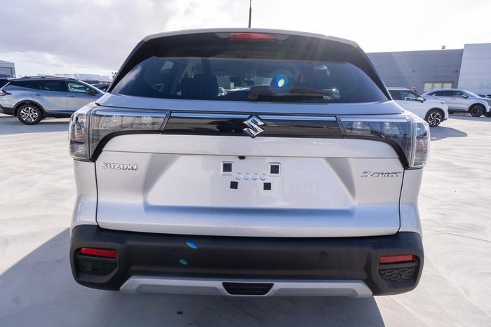 2023 Suzuki S-Cross GL+