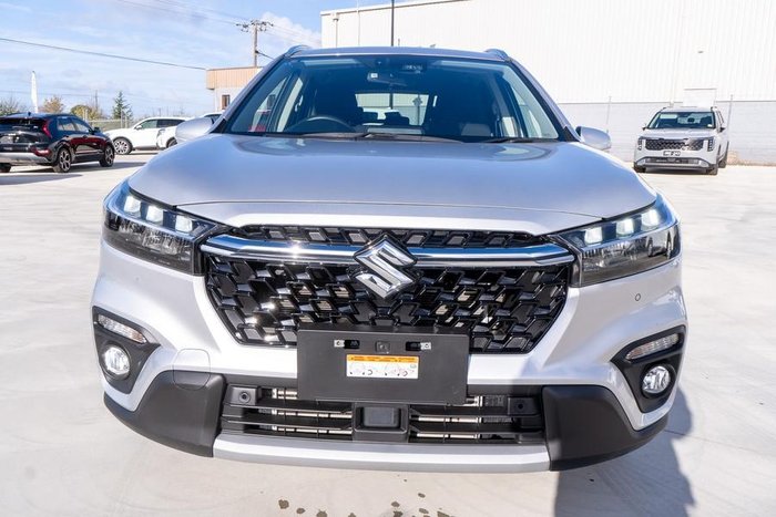 2023 Suzuki S-Cross GL+