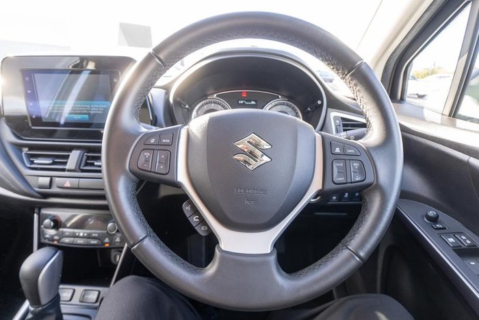 2023 Suzuki S-Cross GL+