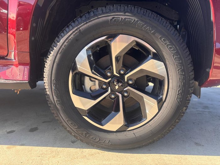 2024 Mitsubishi Pajero Sport Exceed