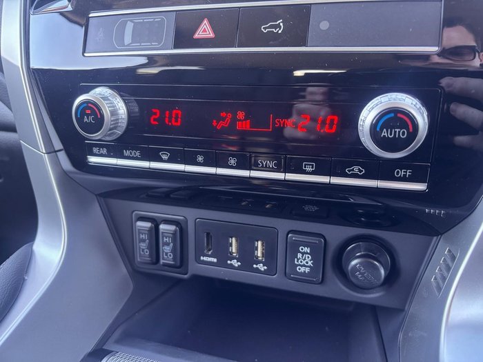 2024 Mitsubishi Pajero Sport Exceed