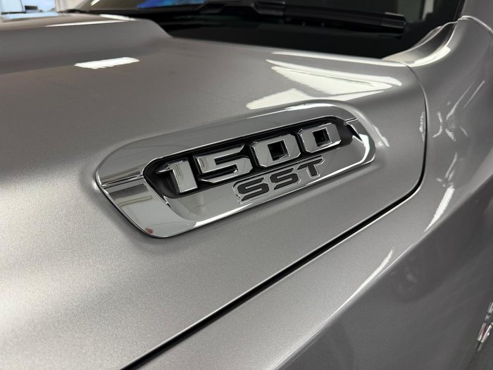 2025 RAM 1500 Laramie Sport Hurricane SO RamBox