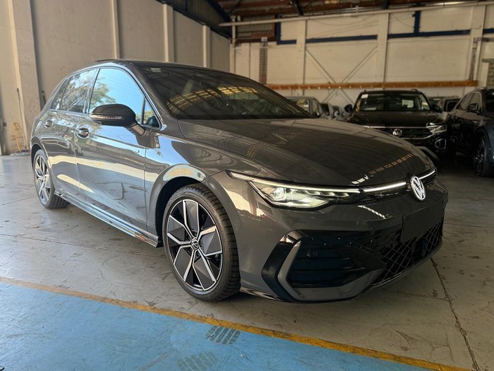 2025 Volkswagen Golf 110TSI R-Line