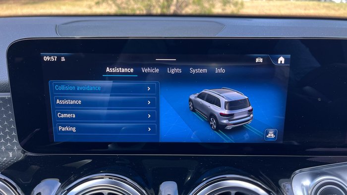 2024 Mercedes-Benz GLB-Class GLB200