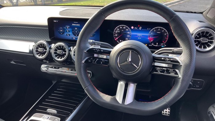 2024 Mercedes-Benz GLB-Class GLB200