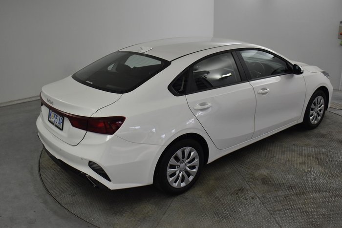 2024 Kia Cerato S
