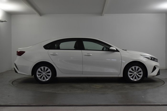 2024 Kia Cerato S