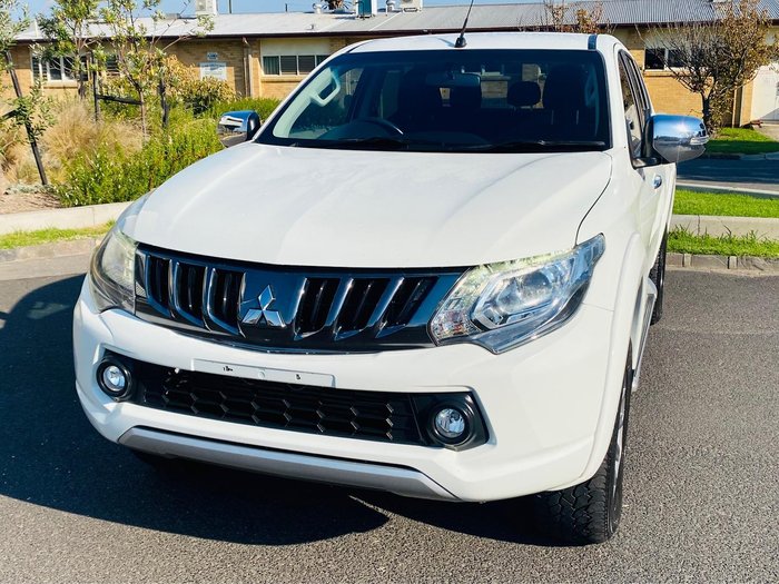 2017 Mitsubishi Triton GLS MQ MY17 4X4 Dual Range White