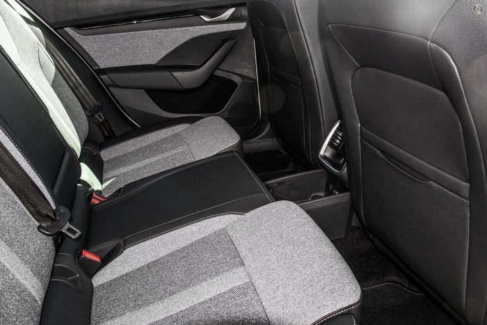 2025 SKODA Octavia 110TSI Select NX MY25 Moon White