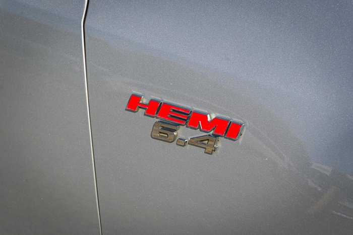 2019 Chrysler 300 SRT Core