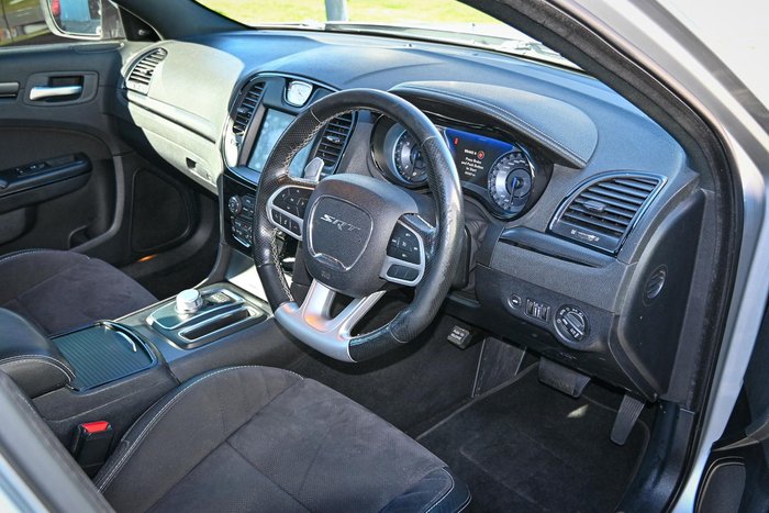 2019 Chrysler 300 SRT Core