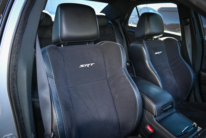 2019 Chrysler 300 SRT Core