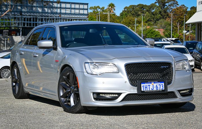 2019 Chrysler 300 SRT Core