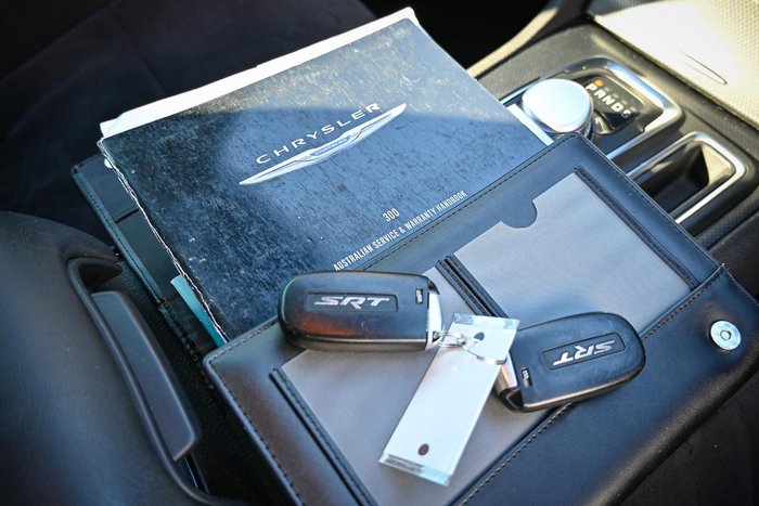 2019 Chrysler 300 SRT Core