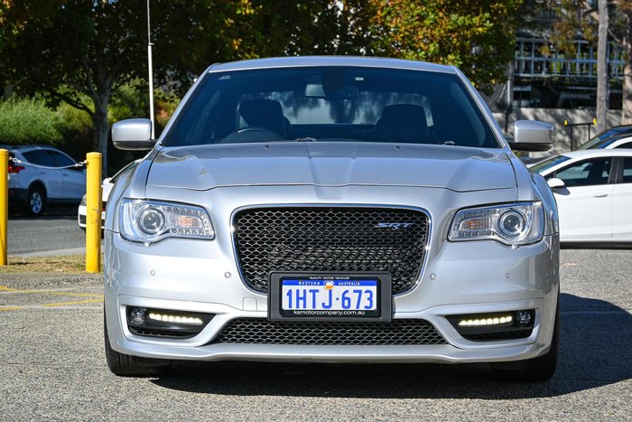 2019 Chrysler 300 SRT Core
